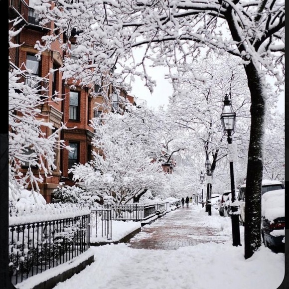 🌙🌑🌜8th Season with Poshmark Warm Wishes🌜🌑🌙 - Picture 13 of 17